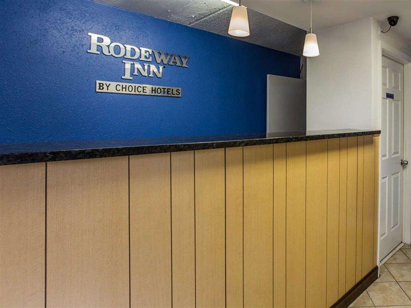 Rodeway Inn Charlotte Downtown Exterior photo